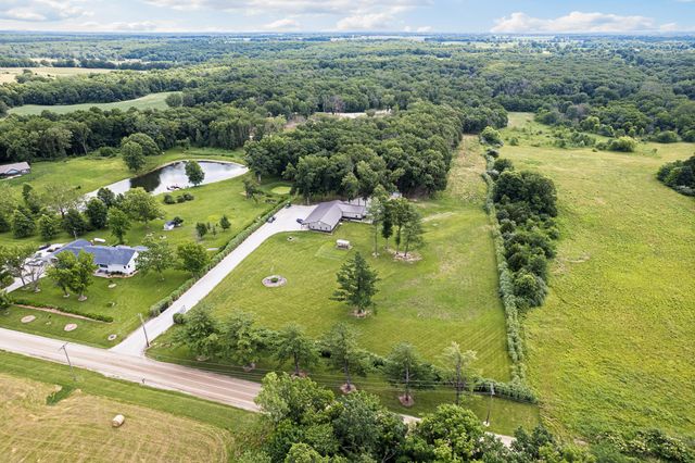 1806 COUNTY ROAD 2360, Moberly, MO 65270