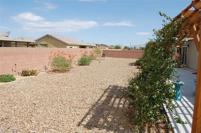 150 White Burch Lane, Pahrump, NV 89048