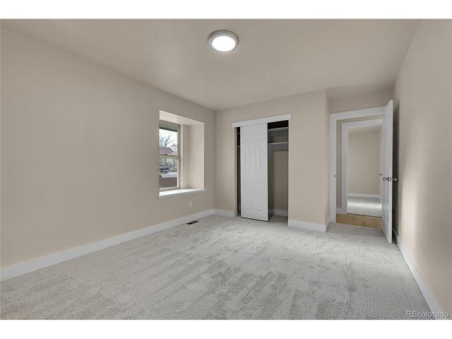 3328 34th Avenue Ct, Greeley, CO 80634