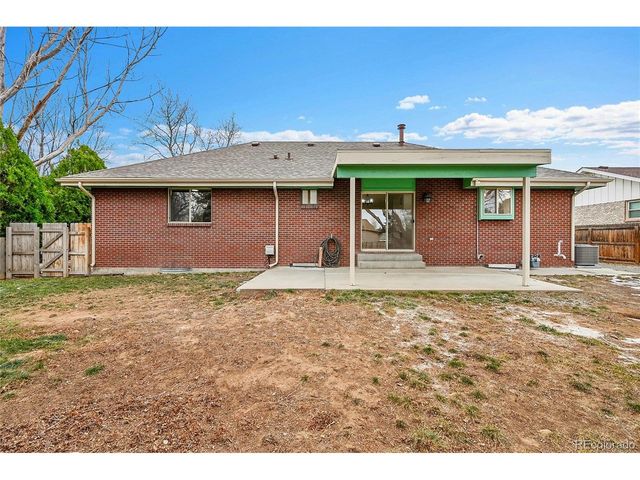 3328 34th Avenue Ct, Greeley, CO 80634