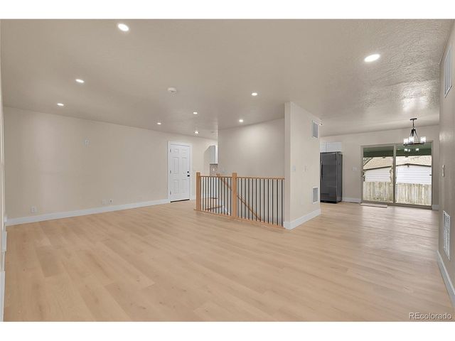 3328 34th Avenue Ct, Greeley, CO 80634