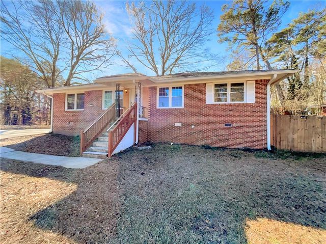 1367 Oakview Circle, Forest Park, GA 30297