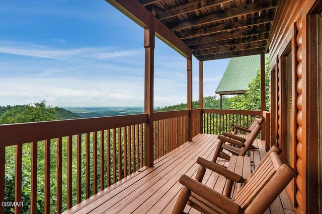 1824 Billard Way, Sevierville, TN 37876