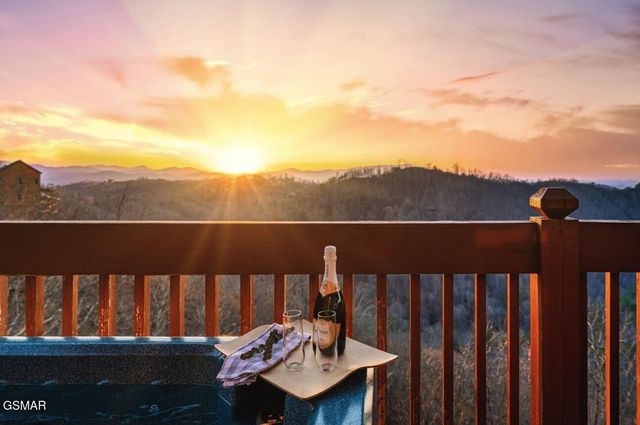 1824 Billard Way, Sevierville, TN 37876