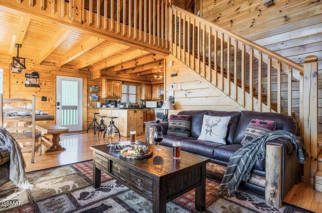 1824 Billard Way, Sevierville, TN 37876