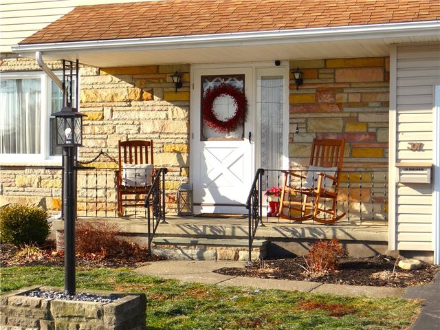 201 Meadowlark Road, Horseheads, NY 14845