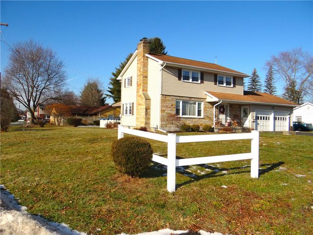 201 Meadowlark Road, Horseheads, NY 14845