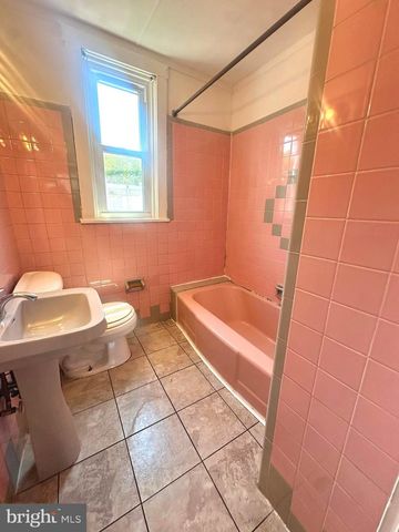 2737 S 12TH ST, Philadelphia, PA 19148