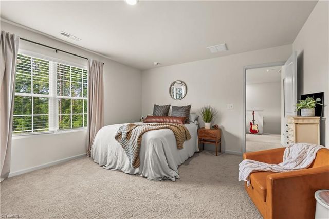 2345 Piccadilly Pines Court, Winston-salem, NC 27127