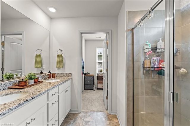 2345 Piccadilly Pines Court, Winston-salem, NC 27127