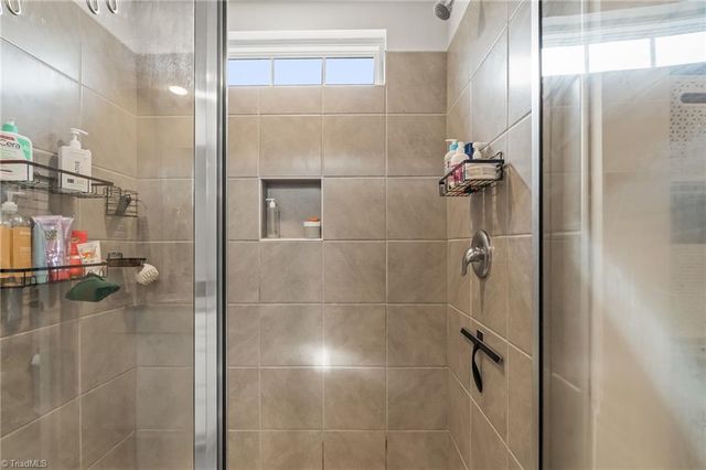2345 Piccadilly Pines Court, Winston-salem, NC 27127