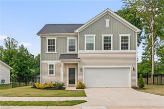 2345 Piccadilly Pines Court, Winston-salem, NC 27127