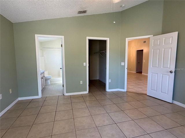 17432 WOODCREST WAY, Clermont, FL 34714
