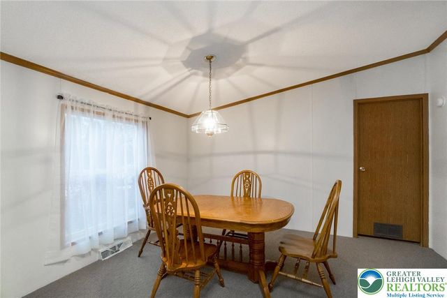 9131 North Primrose Circle North, Upper Macungie Twp, PA 18031