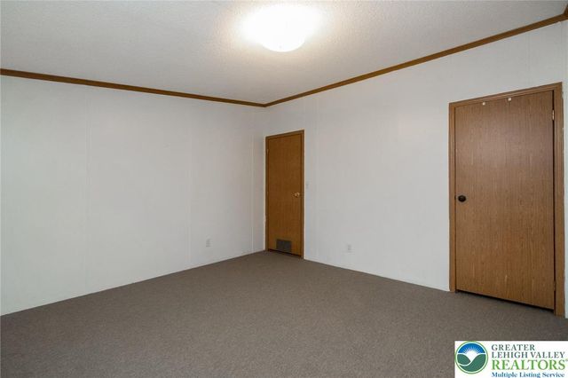 9131 North Primrose Circle North, Upper Macungie Twp, PA 18031