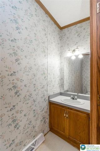 9131 North Primrose Circle North, Upper Macungie Twp, PA 18031