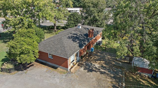 101 Newport Dr, Old Hickory, TN 37138