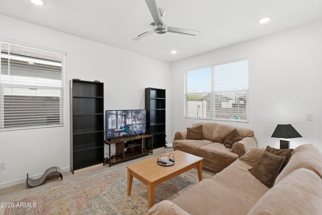 16058 W SMOKETREE Drive, Surprise, AZ 85387