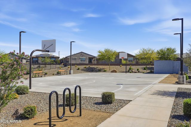 16058 W SMOKETREE Drive, Surprise, AZ 85387