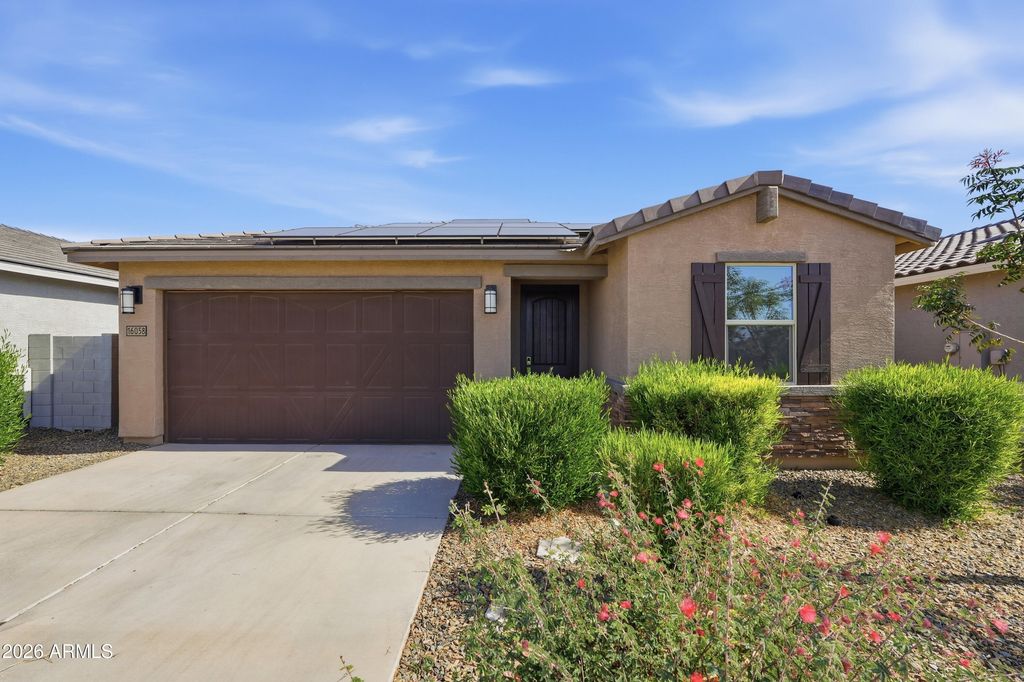 16058 W SMOKETREE Drive, Surprise, AZ 85387 — photo 2