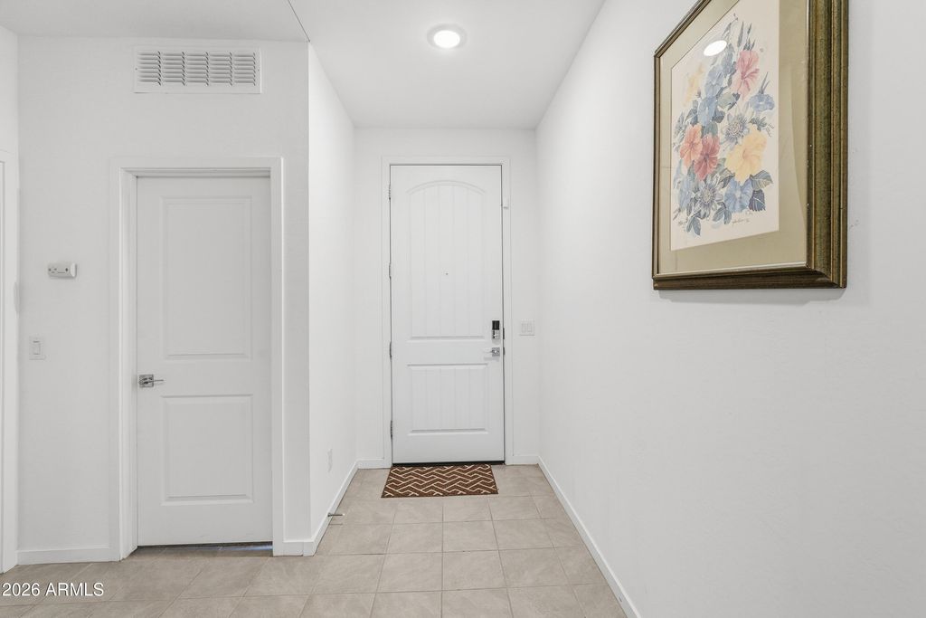 16058 W SMOKETREE Drive, Surprise, AZ 85387 — photo 3