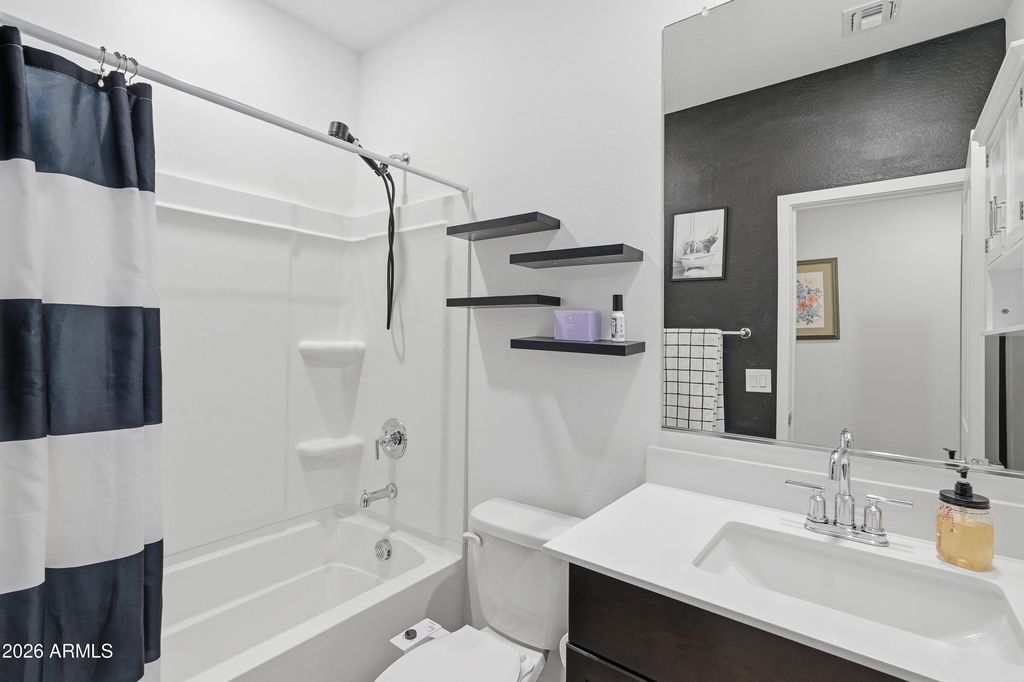 16058 W SMOKETREE Drive, Surprise, AZ 85387 — photo 5