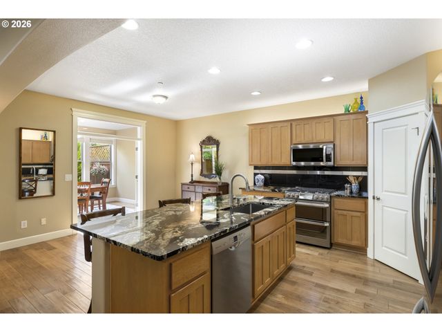 2519 Nw LORENZ St, Camas, WA 98607