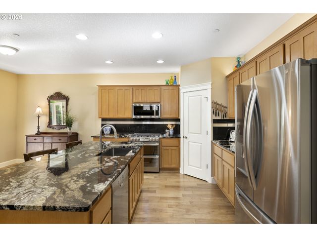 2519 Nw LORENZ St, Camas, WA 98607
