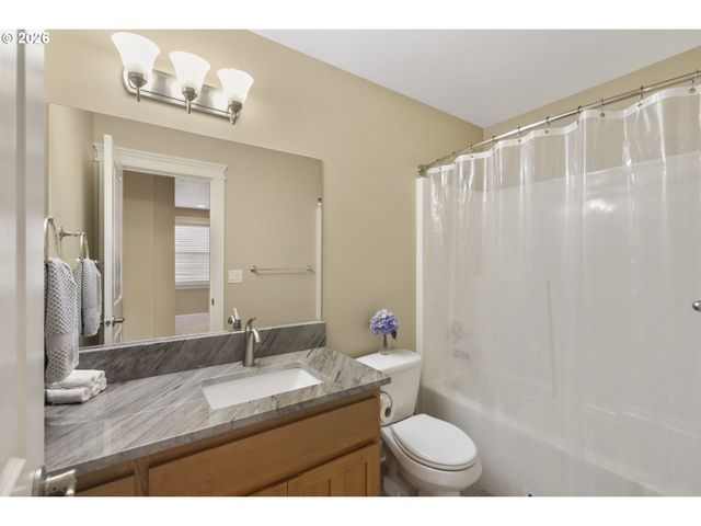 2519 Nw LORENZ St, Camas, WA 98607