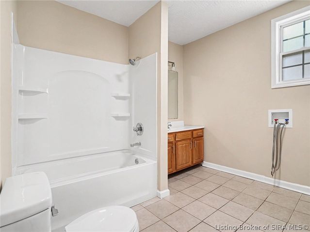324 Galt Street, New Albany, IN 47150
