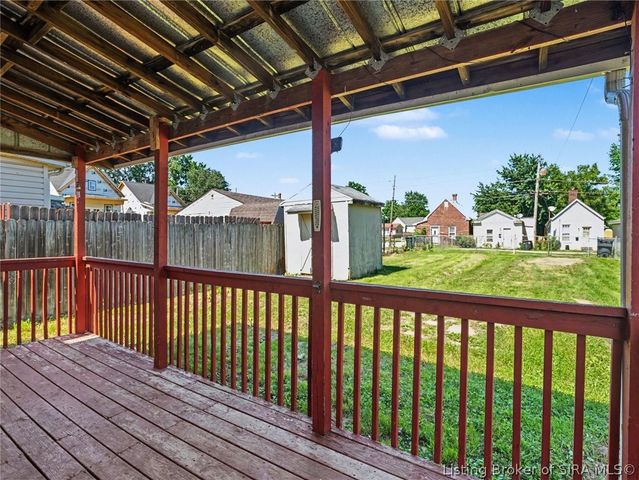 324 Galt Street, New Albany, IN 47150