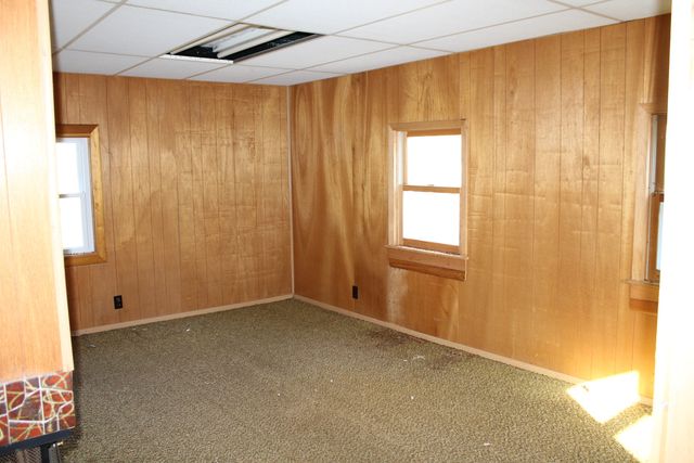 9729 Beaver Valley Road, Belvidere, IL 61008