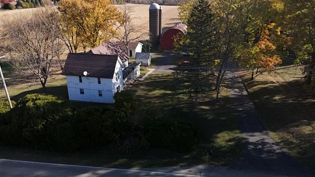 9729 Beaver Valley Road, Belvidere, IL 61008