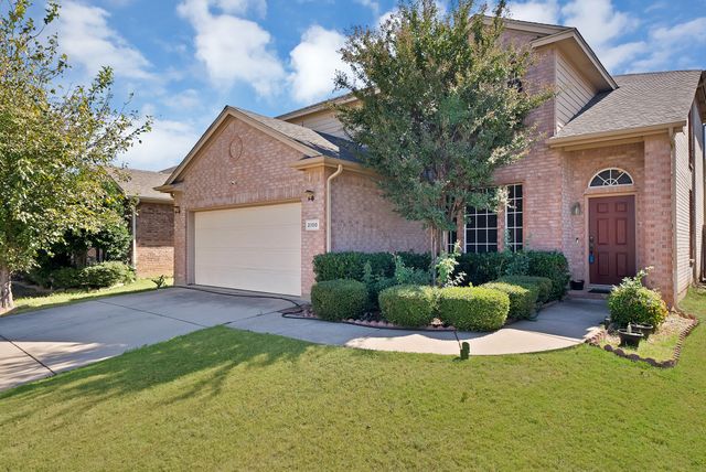 2100 Leandra Lane, Fort Worth, TX 76131