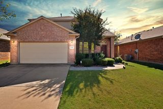 2100 Leandra Lane, Fort Worth, TX 76131