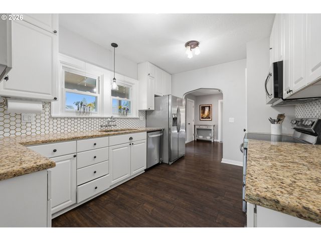 14053 Sw 118TH Ct, Portland, OR 97224