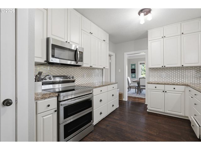 14053 Sw 118TH Ct, Portland, OR 97224