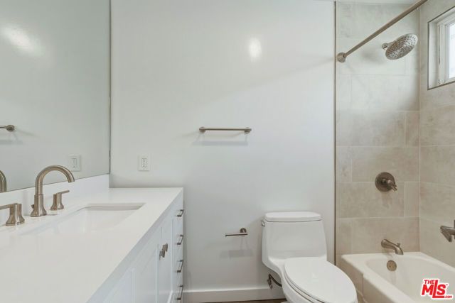 1427 9th Street H, Santa Monica, CA 90401