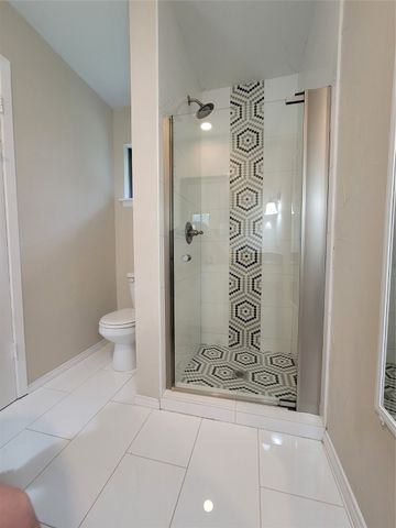 1740 Brown Trail, Hurst, TX 76054