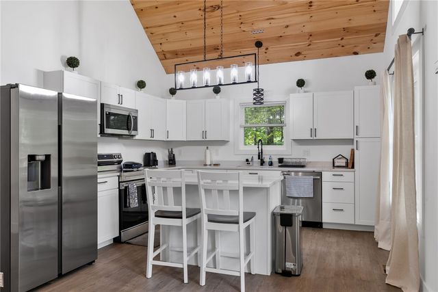 252 Dogwood Drive, Westminster, SC 29693