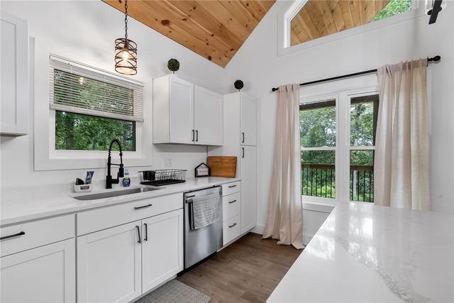 252 Dogwood Drive, Westminster, SC 29693