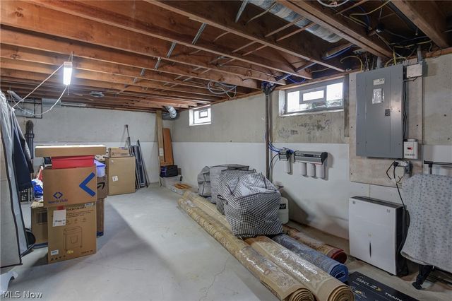 362 Hamilton Circle, Elyria, OH 44035