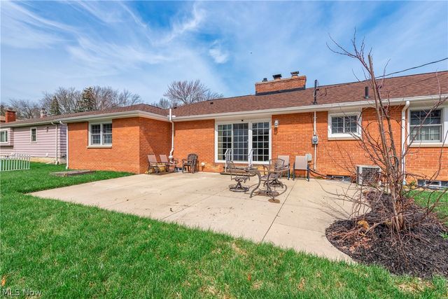 362 Hamilton Circle, Elyria, OH 44035