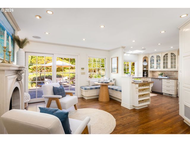 7215 Sw GABLE PARK Rd, Portland, OR 97225