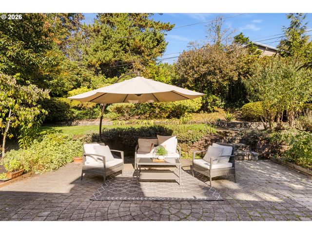 7215 Sw GABLE PARK Rd, Portland, OR 97225