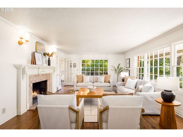 7215 Sw GABLE PARK Rd, Portland, OR 97225