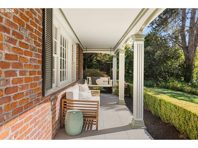 7215 Sw GABLE PARK Rd, Portland, OR 97225