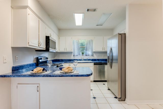 2803 MacGregor Lane, Crestview, FL 32539