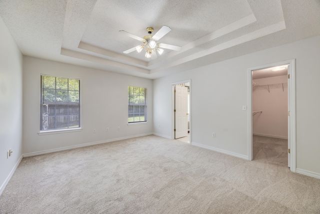2803 MacGregor Lane, Crestview, FL 32539
