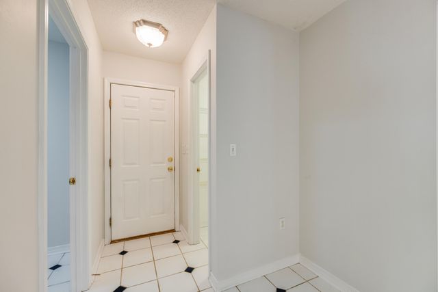 2803 MacGregor Lane, Crestview, FL 32539